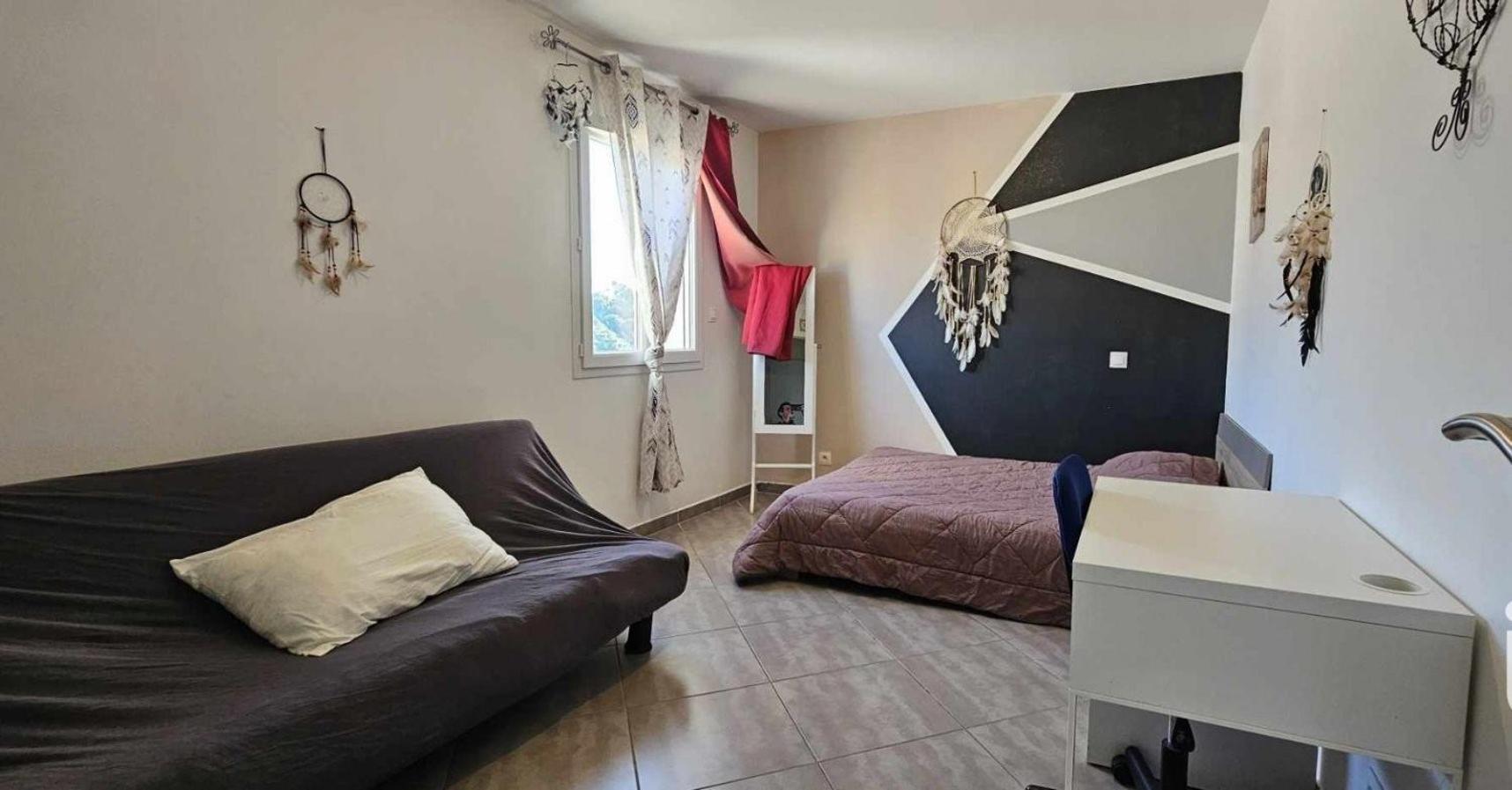 Holiday home Belle Maison De Climatisee,3ch Avec Piscine